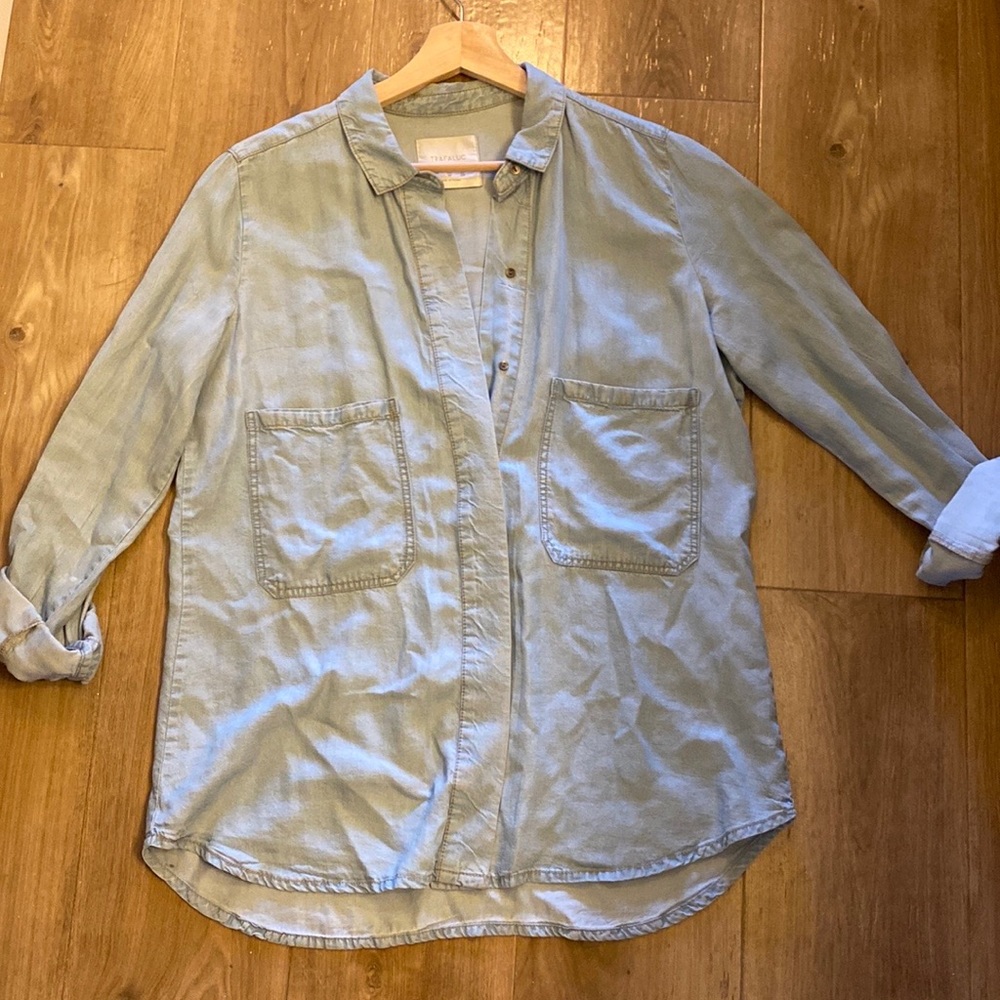ZARA Chambray Button Down Top